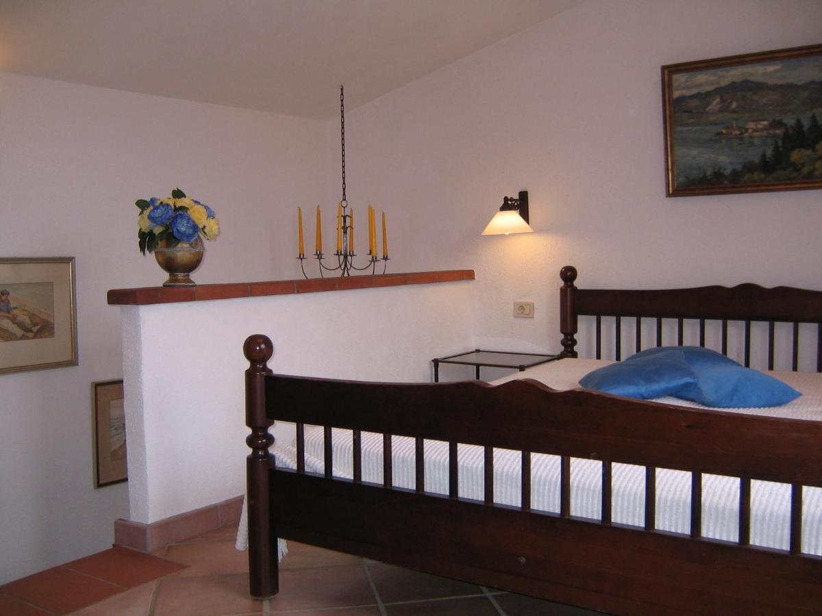 Studio-Appartment In Landhaus Mit Meerblick Porto Azzurro Dış mekan fotoğraf