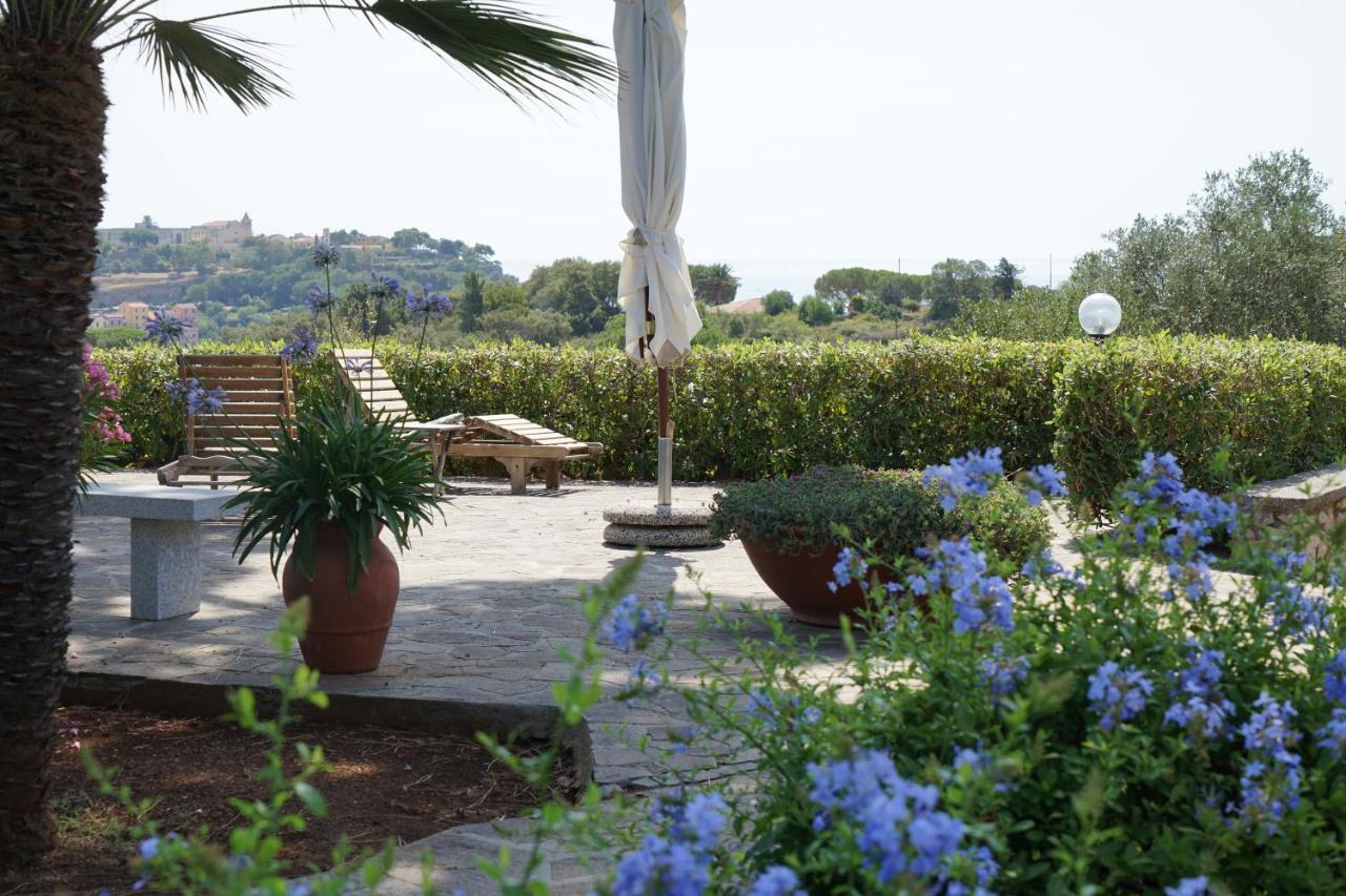 Studio-Appartment In Landhaus Mit Meerblick Porto Azzurro Dış mekan fotoğraf