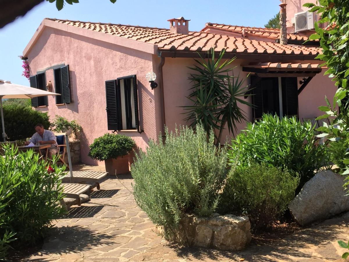 Studio-Appartment In Landhaus Mit Meerblick Porto Azzurro Dış mekan fotoğraf