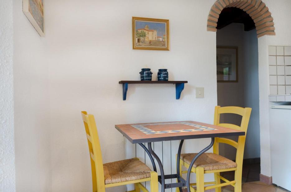 Studio-Appartment In Landhaus Mit Meerblick Porto Azzurro Dış mekan fotoğraf